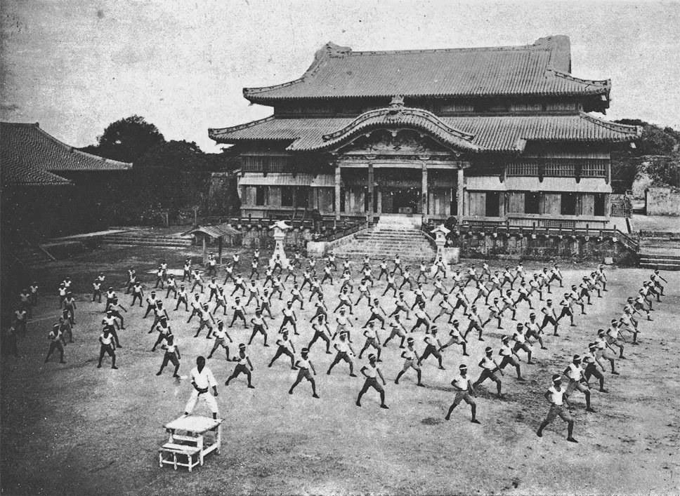Apuntes históricos sobre el karate