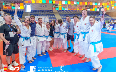 El karate valencià aconseguix 12 medalles en el Campionat d’Espanya de Clubs 2025