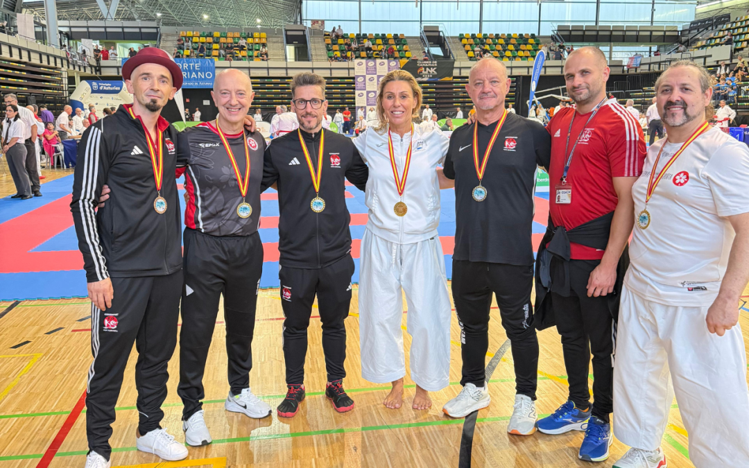El karate valenciano consigue seis medallas en la Liga Nacional de Veteranos