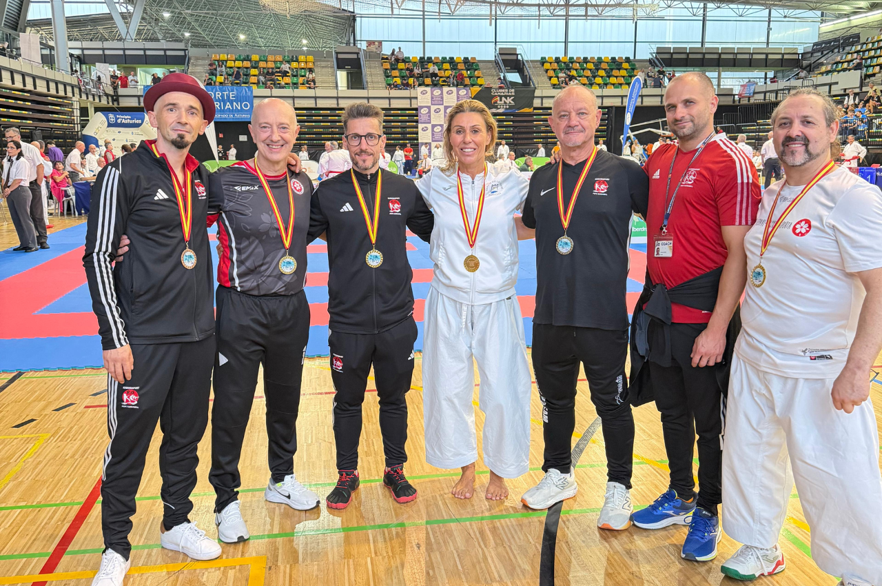 El karate valenciano consigue seis medallas en la Liga Nacional de ...